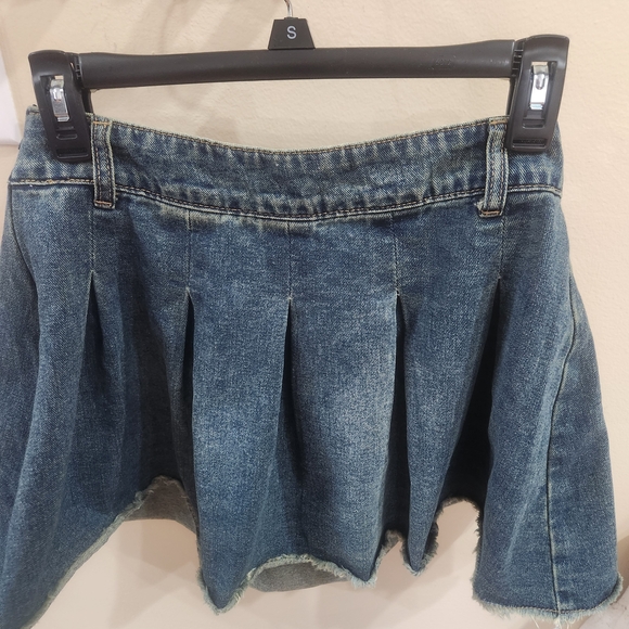 Cider Blue Denim Pleated Midi Skirt - Picture 3 of 7